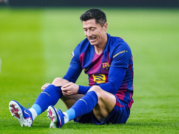 0比4落后又伤核心!莱万左眼眶骨折缺席生死战,巴萨翻盘马竞难如登天