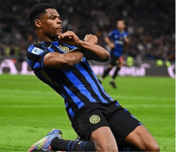 周五005意甲，科莫VS国际米兰，残阵也要拼冠军！老男孩们带伤死磕科莫：就算爬也要爬出3分