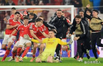 从4连败到压哨晋级！穆里尼奥63岁生日后奇迹一战，门将绝杀让皇马跌出前8