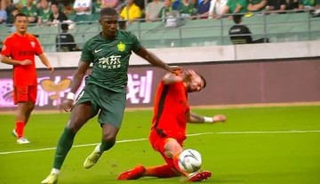 媒体人:法比奥进球类似阿森纳对阵曼联角球进球,在中超不判少见