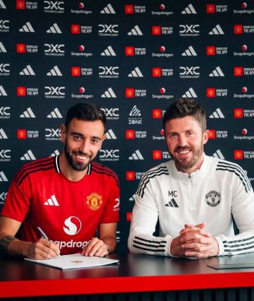 曼联欲续约布鲁诺·费尔南德斯一年助新帅过渡,世界杯前将确定最终去留