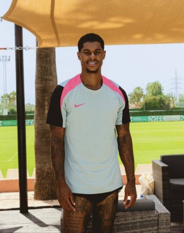 拉什福德想去巴萨曼联却推销给皇马!阿隆索断然拒绝,4000万太贵且不适合