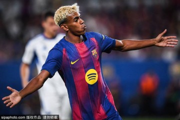 拉什福德回归在即?巴萨曼联双雄博弈