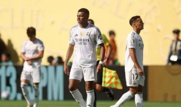 姆巴佩与维尼修斯场上默契不足？皇马球迷质疑：你们能否配合一下？