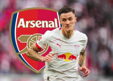 德天空:沙特两队追求但塞斯科想留欧洲,正和阿森纳商谈合同细节