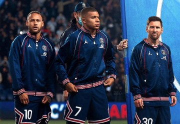 法甲-巴黎圣日耳曼VS斯特拉斯堡:登贝莱要求涨薪引发内讧