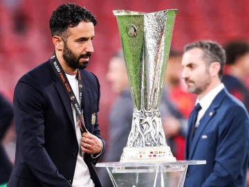 三大换帅各不同!穆里尼奥尚可,滕哈格换对了,冠军主帅七场不胜