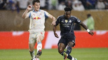 维尼修斯谈职业生涯:为皇马和巴西而战是毕生梦想