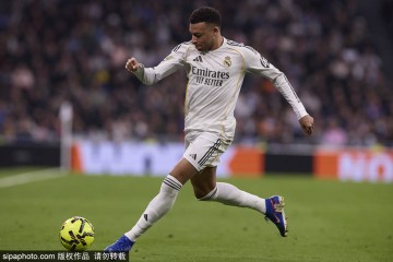 西甲-姆巴佩第100分钟点球绝杀 皇马2-1九人巴列卡诺