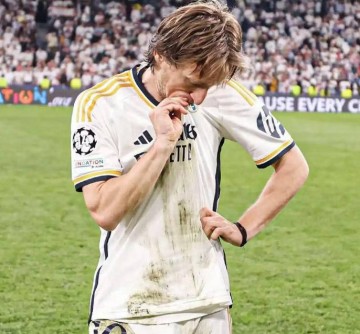 AC米兰签下金球巨星莫德里奇，皇马做顺水人情，意甲联赛格局或将改变