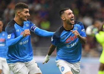 意甲双雄意甲杯碰撞:亚特兰大主场围剿热那亚,核心球员对决成胜负手