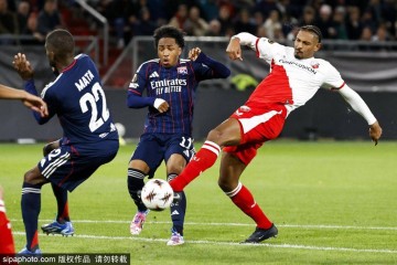 双面人生!橙衣军团进球助攻双料之王,职业生涯只有半座西甲奖杯