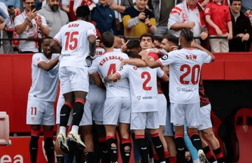 西甲中游卡位战:塞维利亚主场保级 毕尔巴鄂残阵客场承压