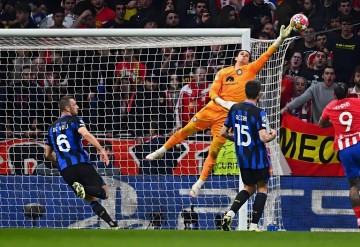 凌晨4点!穆帅第7次战皇马:63岁狂人再斗昔日弟子,姆巴佩冲40球生死战