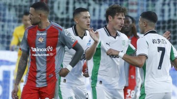 一场3-2上演极限绝杀,升班马极限绝杀,登顶意甲积分榜榜首