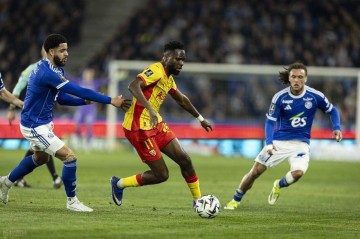 随着斯特拉斯堡1-1法甲第二,法甲最新积分榜出炉:巴黎渔翁得利