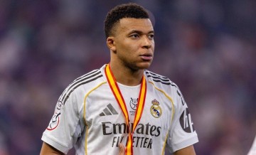 33场造17球巨星竟遭皇马清洗!曼联介入交易,姆巴佩成唯一核心