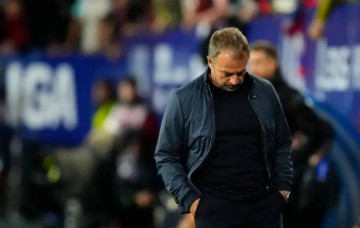 巴萨内部矛盾激化?弗里克批评球员态度 球员质疑高位战术是否适用