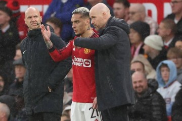 曝勒沃库森将签安东尼,经纪公司为滕哈赫洗白:是曼联非要1亿买