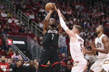 申京缺阵火箭反倒大胜 KD三节30分赛季最舒服一场?