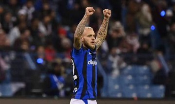 一日意甲最新动态：米兰三分在手为德比添底气，罗马尤文握手言和各得一分