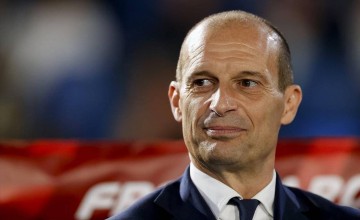 AC米兰1喜1忧，6冠名帅驾到，但出售遇阻，2亿转会费飞了