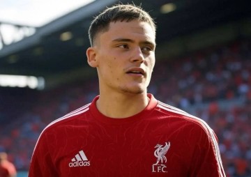 截胡曼城、皇马、拜仁!掏1.5亿欧,名记:利物浦60%把握签下维尔茨