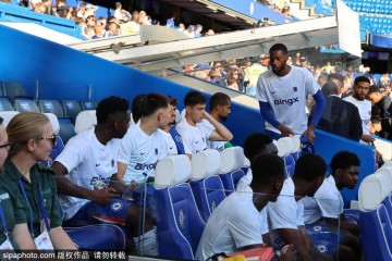 切尔西紧急召回杰克逊！锋线危机引发转会风波