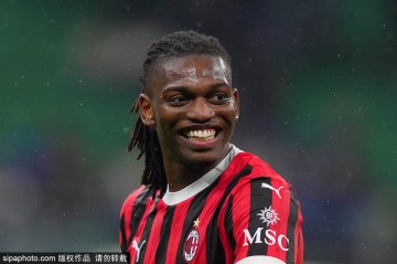 惊爆!利物浦正式询价莱奥!拜仁秘密会谈曝光,米兰死守1.3亿防线!