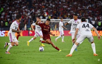 意甲:罗马主场迎战卡利亚里,罗马4亿身价竟打不穿副班长防线,三大致命伤曝光