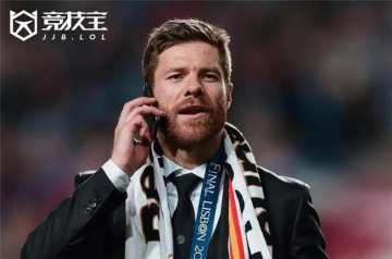 西甲:齐达内点拨阿隆索,皇马和药厂不一样