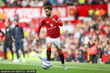 重磅!B费考虑沙特1亿镑邀约!曼联生涯告急,他会复制当年的出走吗?