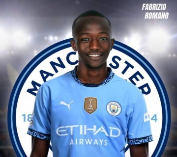 记者：巴黎18岁前锋桑加雷自由身加盟曼城，签约5年