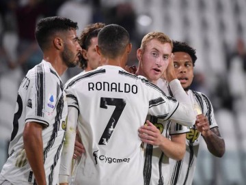 欧冠焦点战：阿贾克斯 VS 国际米兰，荷甲青春风暴对决意甲铁血豪门