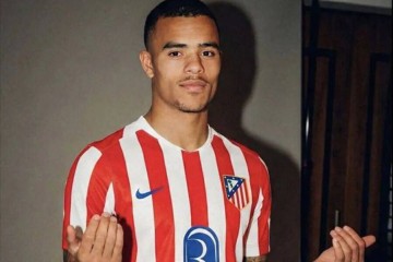 曝马竞欲1亿签青木,若实现曼联大受益!夏季转会收入有望轻松破亿