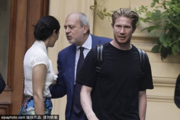 7300万英镑水货桑乔!曼联血亏甩卖2500万,尤文那不勒斯疯抢