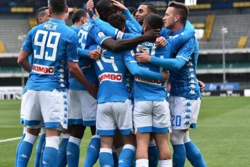 意甲焦点+意超杯预热!那不勒斯主场迎战博洛尼亚 复仇之战碰撞黑马韧性