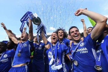 英超太难了切尔西已8年未夺英超,但这期间包揽三大杯+世俱杯