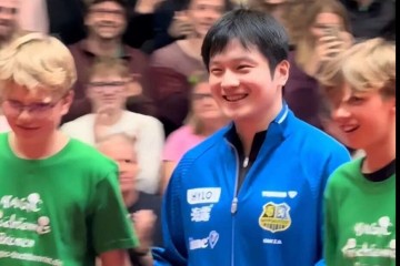 樊振东的 德甲过山车:4胜3负!双重赛场的惊天布局,这步险棋暗藏多少玄机?