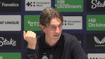 弗兰克:丹索接替罗梅罗表现很好;范德芬承担了更多领袖责任