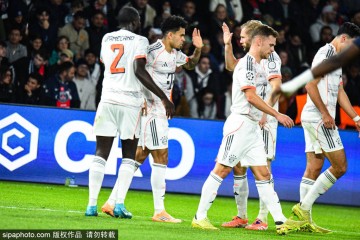 拜仁慕尼黑在圣保利的胜利中平了德甲进球纪录