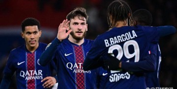 法甲大冷门爆发,黑马朗斯升榜首,强势压制巴黎圣日耳曼争冠局势