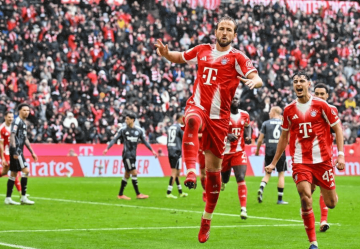 3-2!德甲霸主继续狂飙:豪取4连胜,凯恩狂轰28球,领跑射手榜