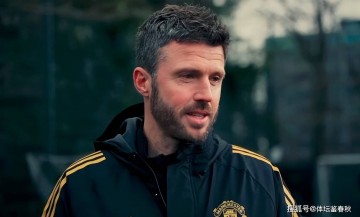 曼联名宿内讧？基恩嫌卡里克资历浅，鲁尼回击：红魔不该迷信名帅