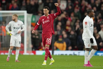 足总杯:索博斯洛伊世界波 利物浦4-1巴恩斯利晋级