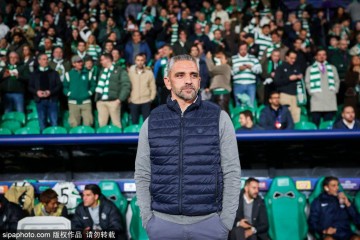 路易斯·博尔赫斯:从卡西欧手表到里斯本竞技的重生传奇