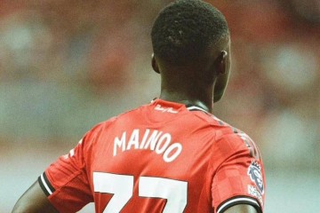 曝曼联新帝星坚持要离队,阿莫林强留!芒特库尼亚受伤有助其出场