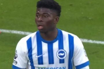 曼联签巴莱巴或成必然,欲砍价到8000万以下!阿莫林欲替代乌加特