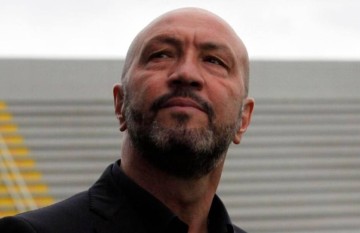 曾加：意大利门将位置人才储备非常充足；齐沃现在做得非常棒