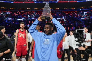 AMVP爱德华兹再喷东契奇约基奇:他们从未试图全力以赴